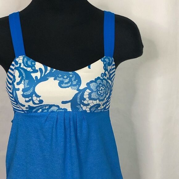 LuluLemon No Limits Tank - Women’s 4 - Picture 7 of 8